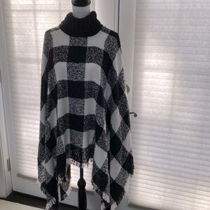 Chic Soul Gametime Poncho OnePlus
